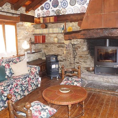 הוילה קראלבס Casa De La Font De Dalt מראה חיצוני תמונה
