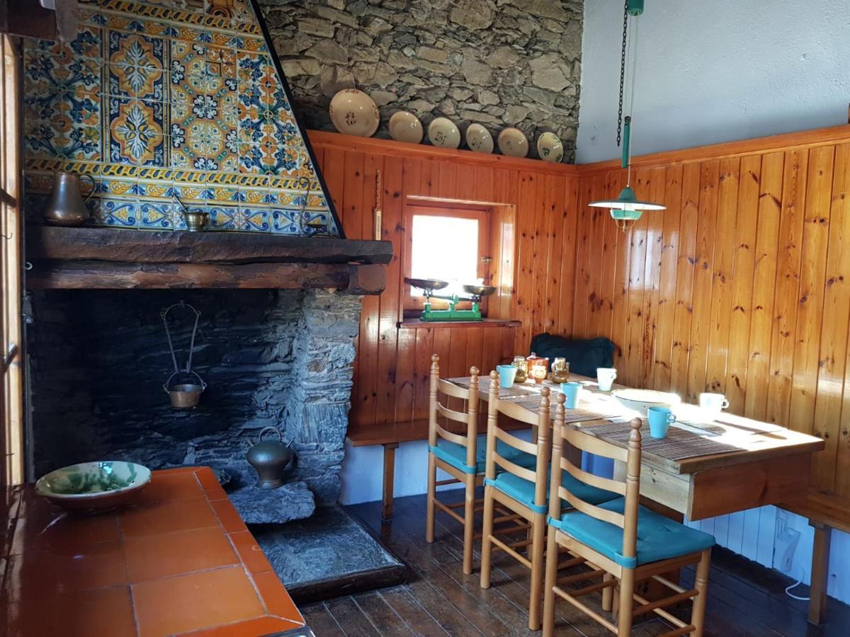 הוילה קראלבס Casa De La Font De Dalt מראה חיצוני תמונה