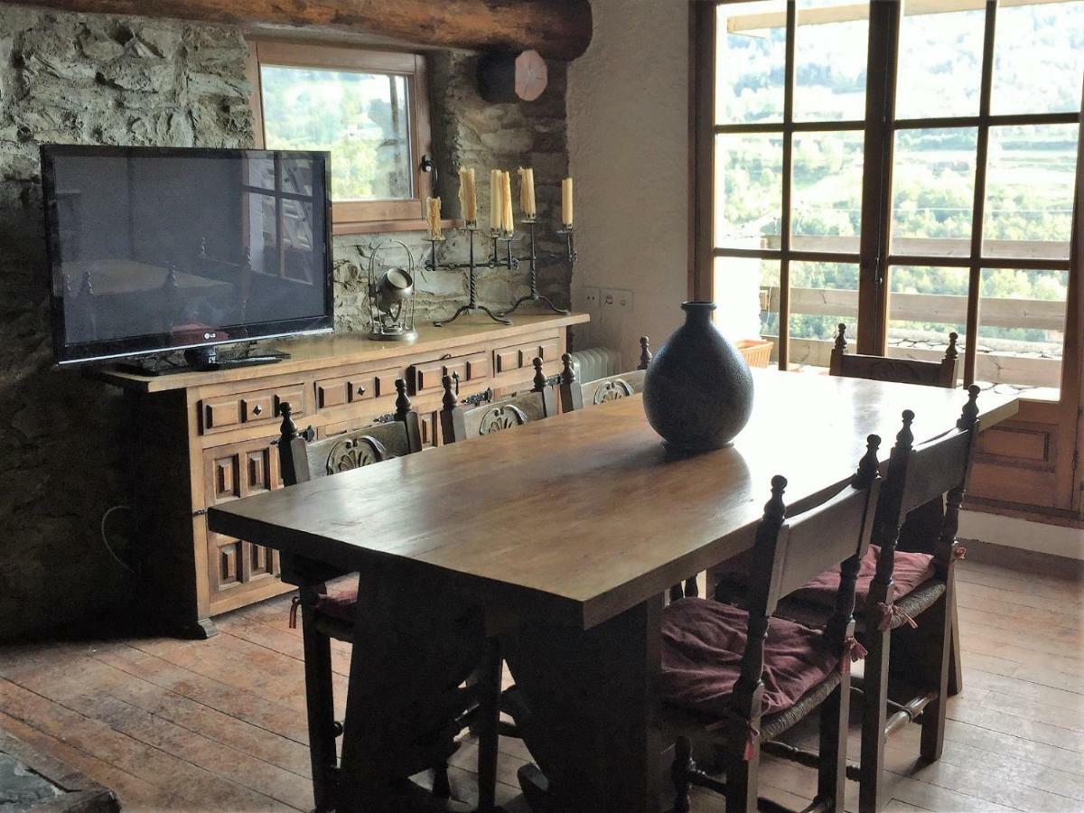 הוילה קראלבס Casa De La Font De Dalt מראה חיצוני תמונה